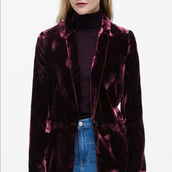 Banana Republic Jackets & Blazers - NWT Banana Republic Soft Velvet Blazer Cherry Red